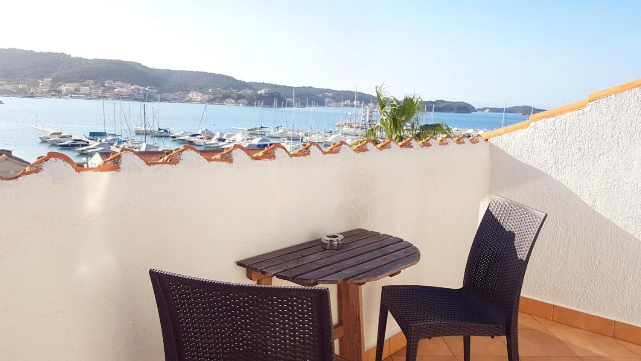 Guest House Galeb2 Supetarska Draga Bagian luar foto